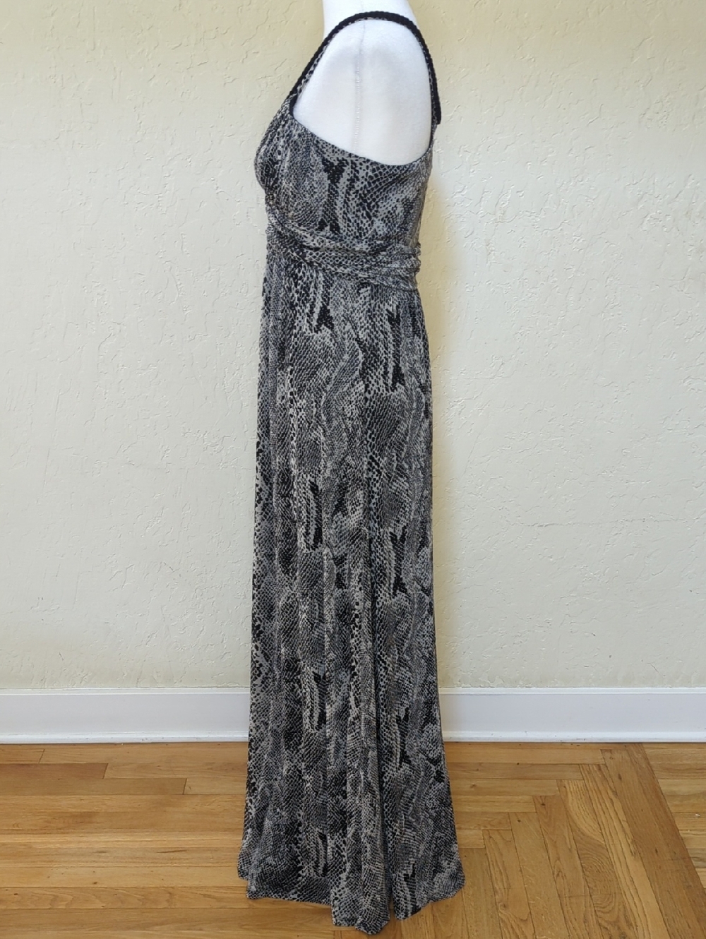 Express Y2K Black & Gray Python Print Halter Maxi Dress Size Small - Picture 3 of 10
